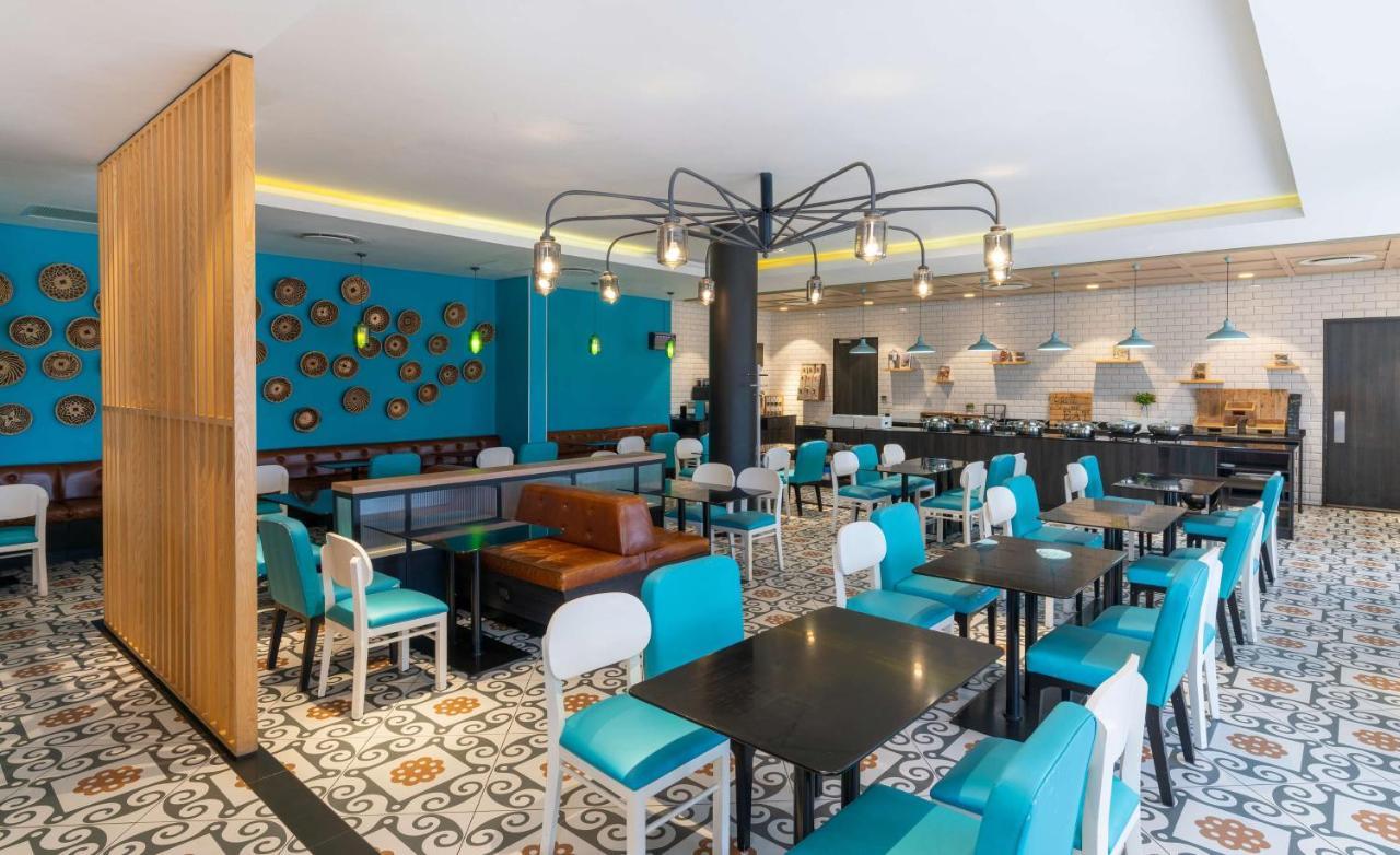 Park Inn By Radisson Polokwane Exterior foto